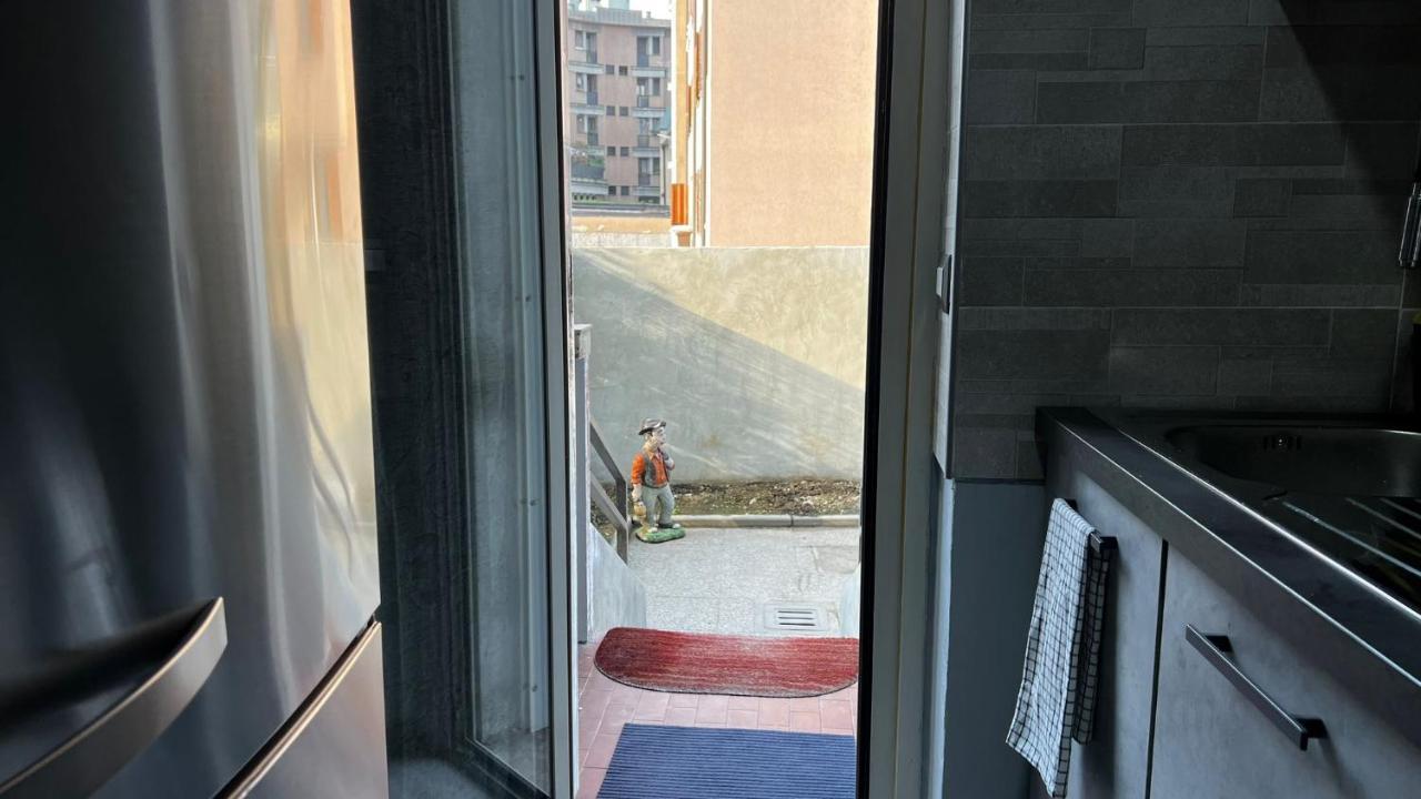 A.P. Appartamento O Camera Corsico Dış mekan fotoğraf